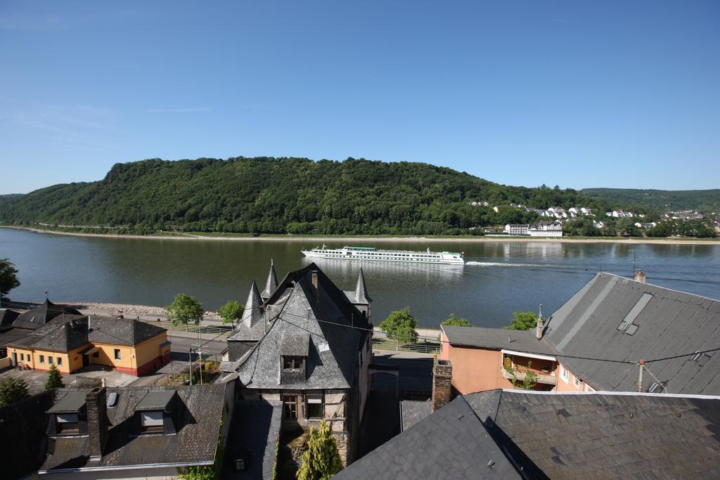 Hotel Kurfuerst Kamp-Bornhofen Bagian luar foto