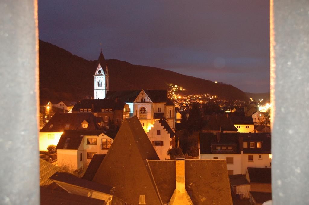 Hotel Kurfuerst Kamp-Bornhofen Bagian luar foto